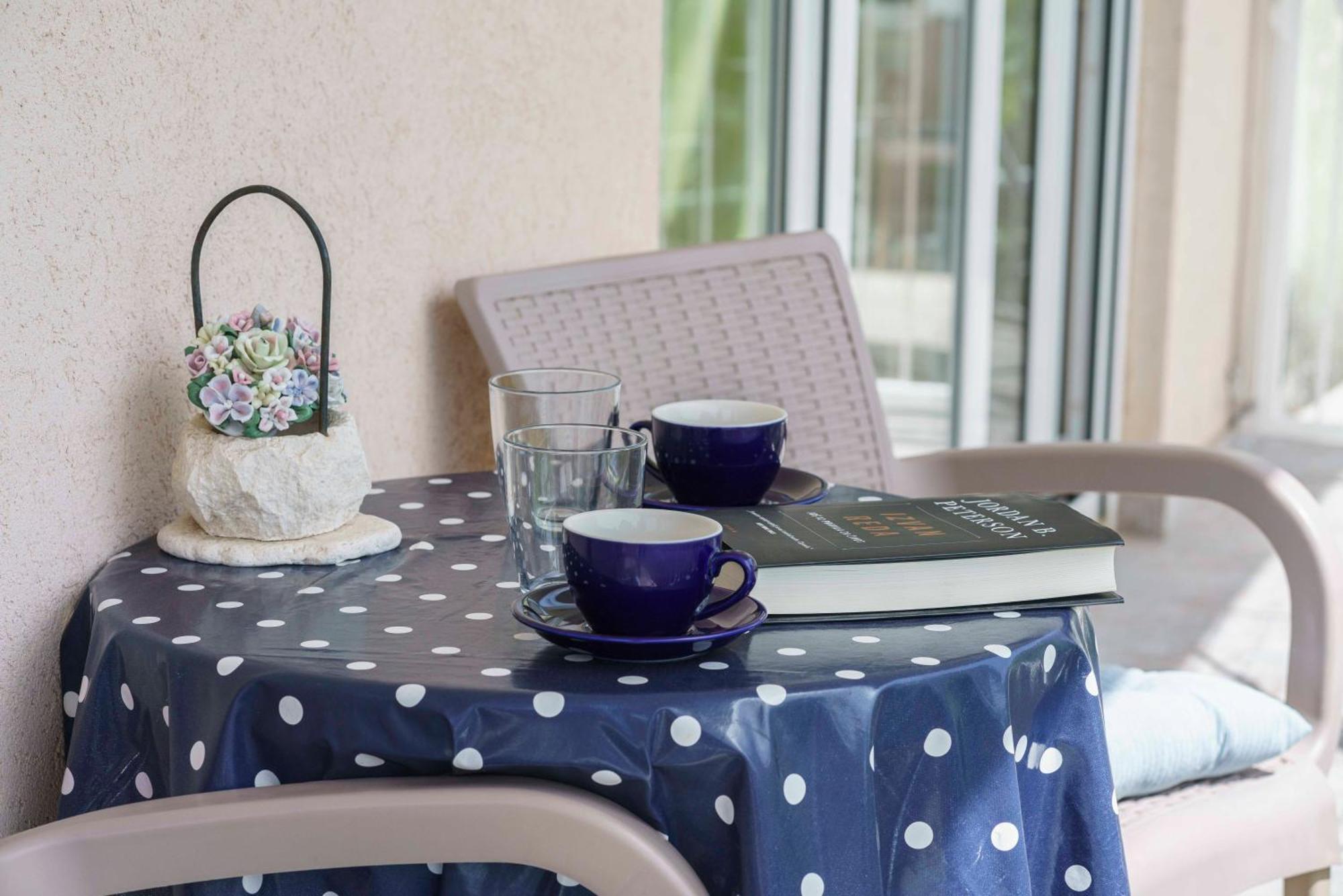 Apartments Vitis - City Centre - Free Parking Vodice Luaran gambar