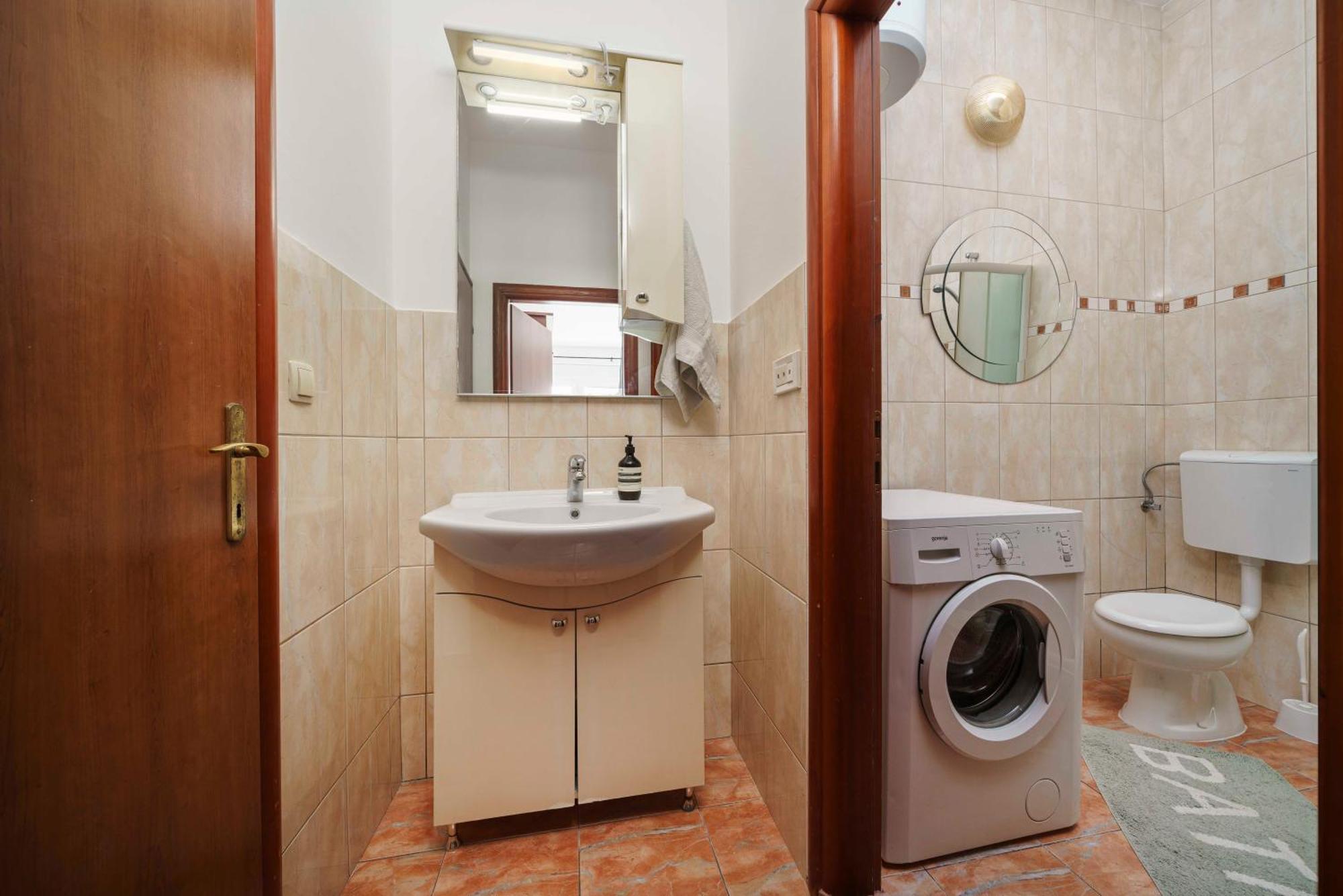 Apartments Vitis - City Centre - Free Parking Vodice Luaran gambar