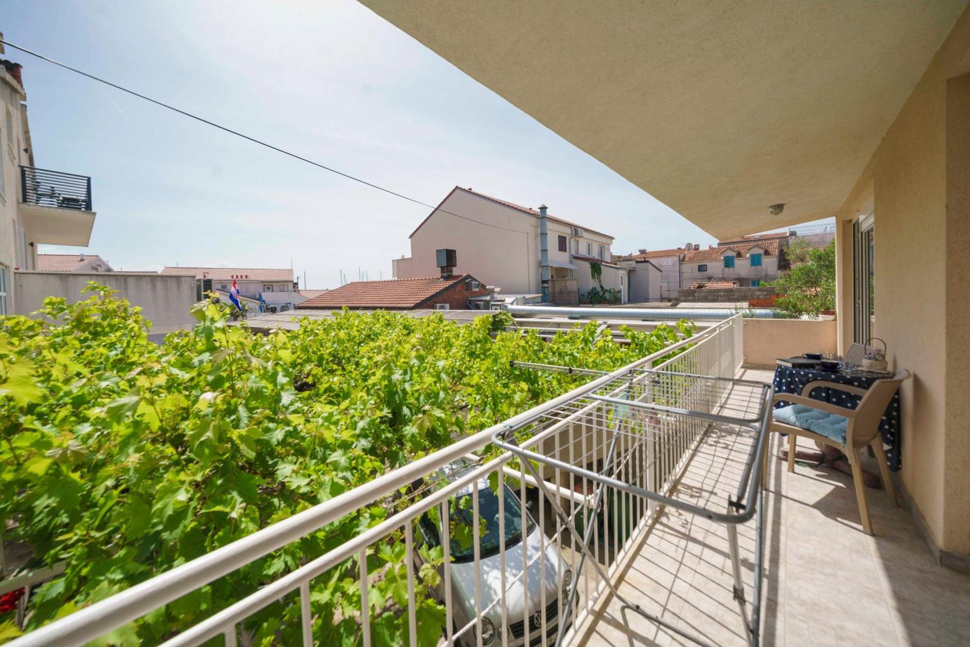 Apartments Vitis - City Centre - Free Parking Vodice Luaran gambar